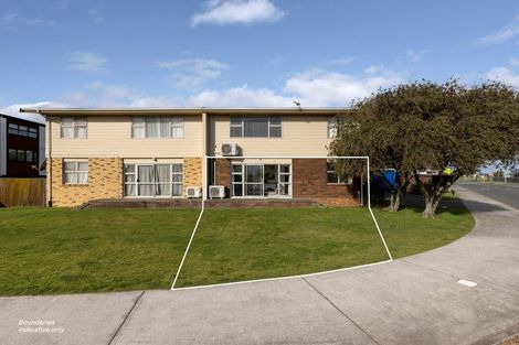 Photo of property in 4/41 Kawaka Street, Mount Maunganui, 3116