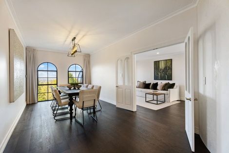 Photo of property in 35 Tawini Road, Titirangi, Auckland, 0604