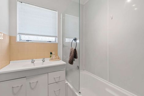 Photo of property in 17 Bronte Place, Owhata, Rotorua, 3010