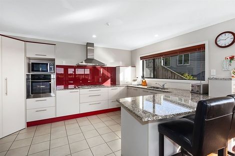 Photo of property in 21 Aspiring Terrace, Aotea, Porirua, 5024