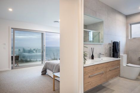 Photo of property in 16b Hine Street, New Plymouth, 4310