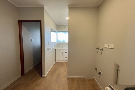 Photo of property in 156 Clovelly Road, Bucklands Beach, Auckland, 2012