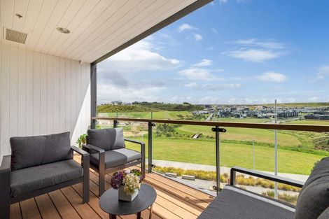 Photo of property in 202/167 Glenvar Ridge Road, Long Bay, Auckland, 0630