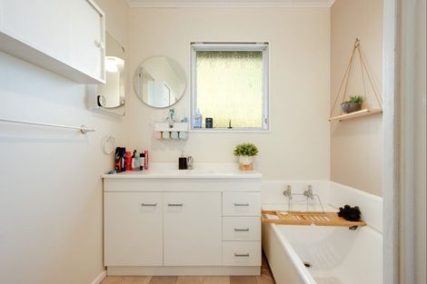 Photo of property in 39 Fife Crescent, Tamatea, Napier, 4112