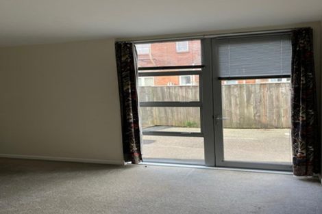 Photo of property in 5/25 Home Street, Mount Victoria, Wellington, 6011
