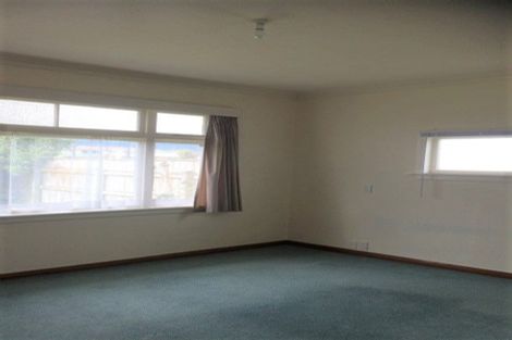 Photo of property in 35 Winchester Street, Levin, 5510