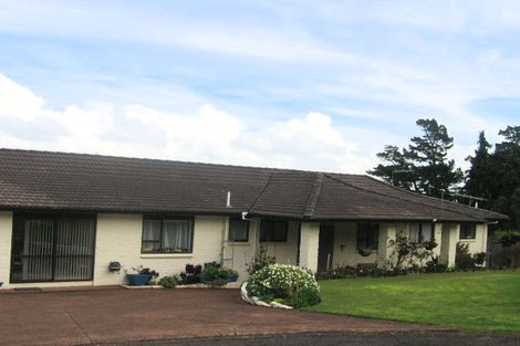 Photo of property in 32 Redmount Place, Red Hill, Papakura, 2110