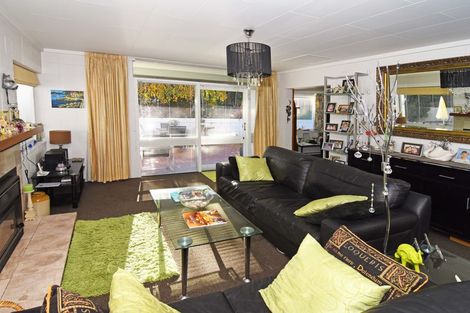 Photo of property in 17 Queen Alexandra Street, Lansdowne, Masterton, 5810