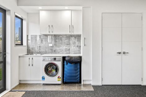 Photo of property in 44 Huka Heights Drive, Rangatira Park, Taupo, 3330