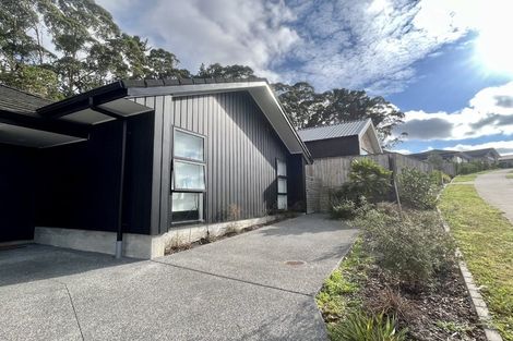 Photo of property in 7 Maraeariki Avenue, Orewa, 0931