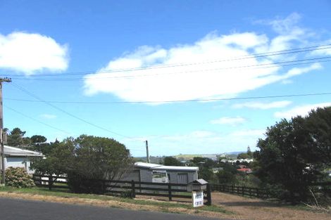 Photo of property in 4 George Street, Surfdale, Waiheke Island, 1081