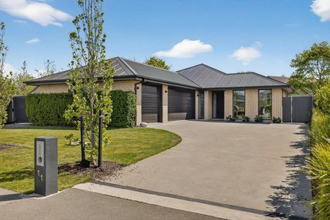 Photo of property in 11 Whitburn Avenue, Halswell, Christchurch, 8025