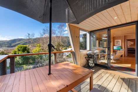 Photo of property in 13b Beach Place, Havelock, 7100