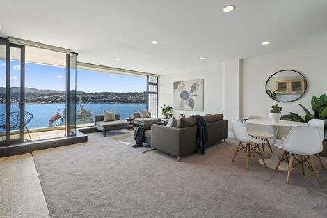 Photo of property in Shelley Bay Terraces, 2/61 Maupuia Road, Maupuia, Wellington, 6022