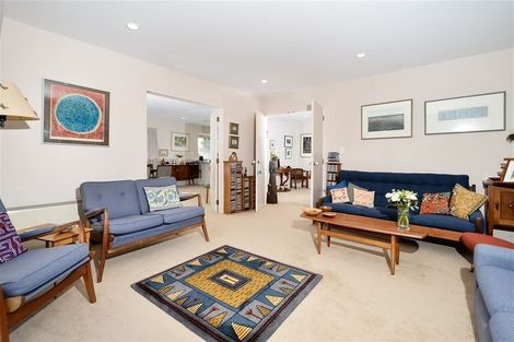 Photo of property in 22 Suncrest Drive, West Harbour, Auckland, 0618