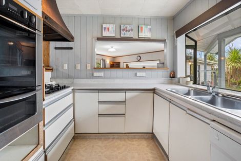 Photo of property in 8 Parkland Place, Whitianga, 3510