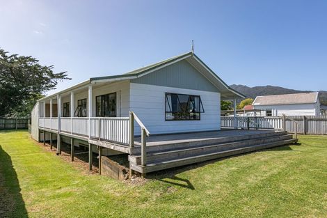 Photo of property in 348 Wharf Road, Coromandel, 3506
