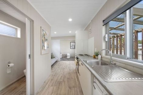 Photo of property in 14 Claymore Street, Manurewa, Auckland, 2102