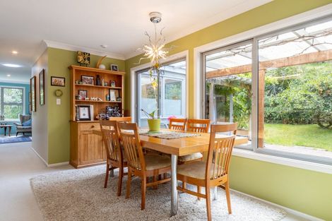 Photo of property in 100 Leinster Avenue, Raumati South, Paraparaumu, 5032