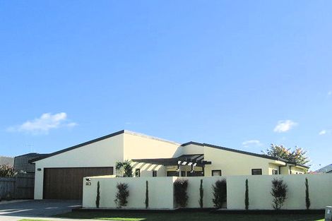 Photo of property in 88 Realm Drive, Paraparaumu, 5032