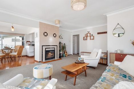 Photo of property in 28 Maranui Street, Mount Maunganui, 3116