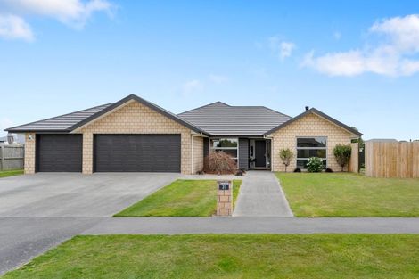 Photo of property in 31 Beaumont Drive, Rolleston, 7614
