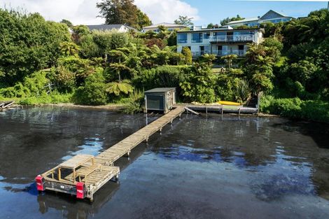 Photo of property in 155 Kawaha Point Road, Kawaha Point, Rotorua, 3010