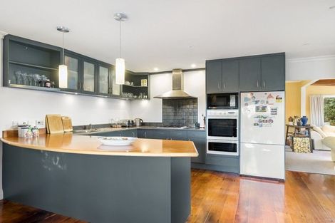 Photo of property in 93 Northland Road, Northland, Wellington, 6012