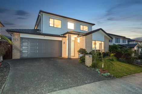 Photo of property in 42 Arranmore Drive, Flat Bush, Auckland, 2019
