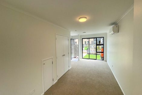 Photo of property in 63 Manarini Road, Westgate, Auckland, 0614