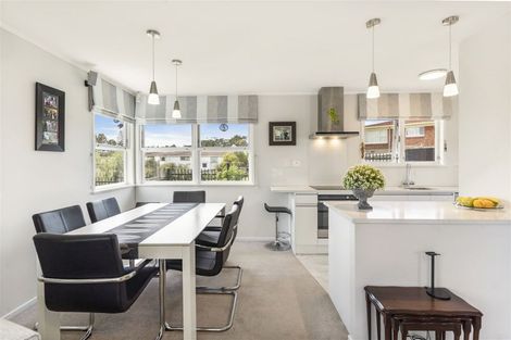 Photo of property in 2/34a Sunnynook Road, Sunnynook, Auckland, 0620