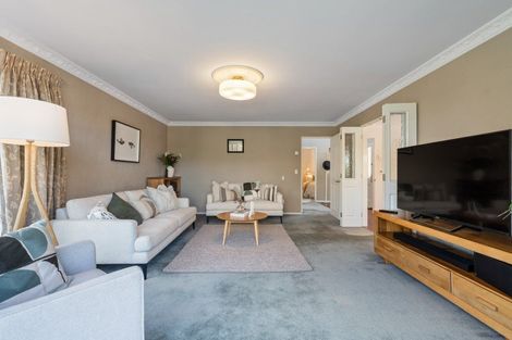 Photo of property in 69 Thatcher Crescent, Crofton Downs, Wellington, 6035