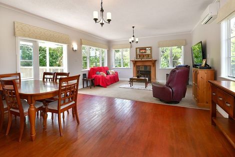 Photo of property in 2083 State Highway 16, Helensville, 0875