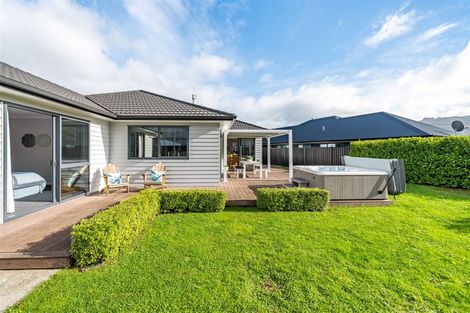 Photo of property in 7 Don Griffin Grove, Trentham, Upper Hutt, 5018