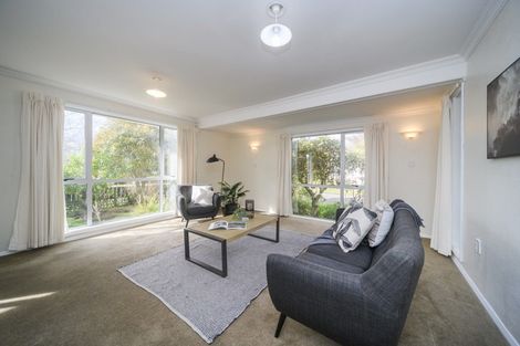 Photo of property in 2 Belmont Place, Terrace End, Palmerston North, 4410