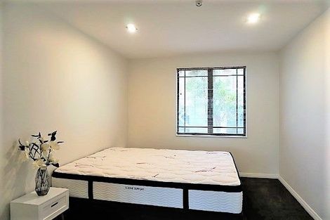 Photo of property in St James Courts, 5/77 Gloucester Street, Christchurch Central, Christchurch, 8013
