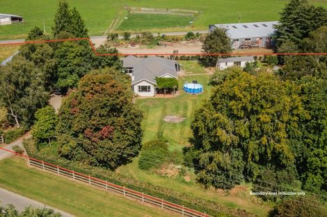 Photo of property in 381 Pareora River Road, Saint Andrews, Timaru, 7972