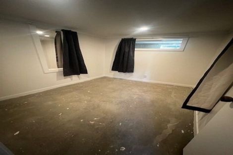 Photo of property in 1/288 East Coast Road, Forrest Hill, Auckland, 0620