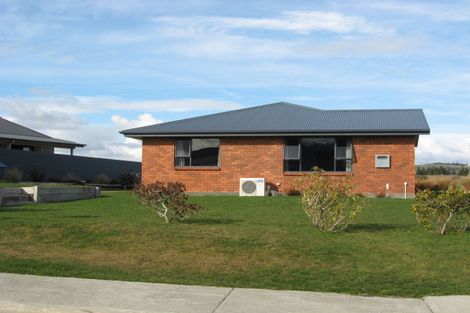 Photo of property in 2 Anderson Place, Te Anau, 9600