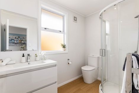 Photo of property in 23 Cumberland Grove, Cannons Creek, Porirua, 5024