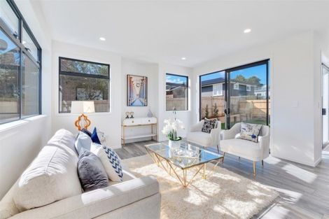 Photo of property in 107 Sturges Road, Henderson, Auckland, 0612