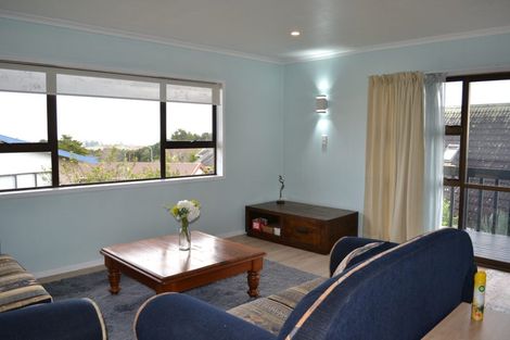 Photo of property in 10 Sophora Place, Totara Heights, Auckland, 2105