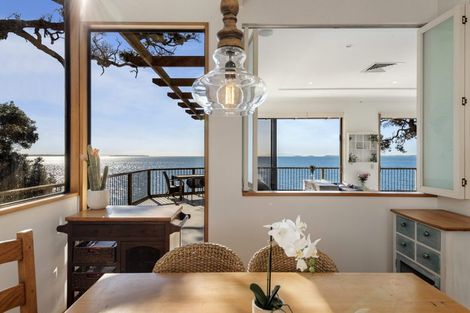 Photo of property in 19 View Road, Campbells Bay, Auckland, 0630