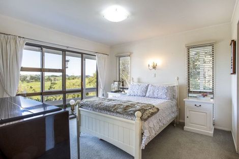 Photo of property in 167 Anderson Road, Helensville, 0875