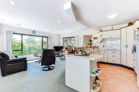 Photo of property in 49 Greenfield Drive, Western Heights, Hamilton, 3200