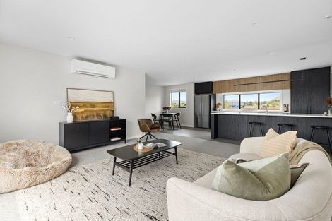 Photo of property in 15 Rubus Street, Wanaka, 9382