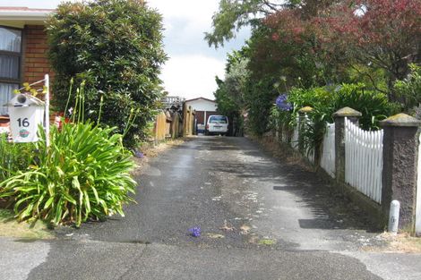 Photo of property in 16 Cedar Crescent, Feilding, 4702