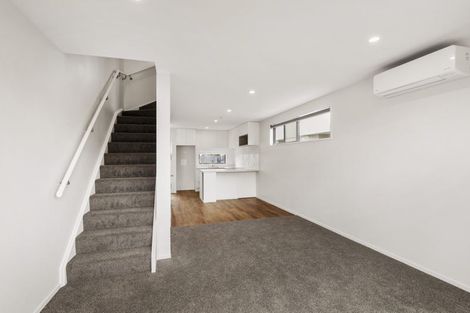 Photo of property in 8/15 Awamutu Grove, Waiwhetu, Lower Hutt, 5010