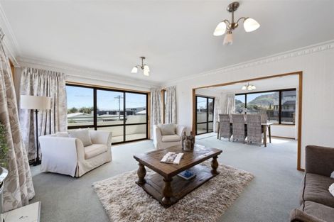 Photo of property in 39 Pitau Road, Mount Maunganui, 3116