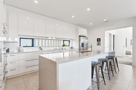 Photo of property in 352d Beach Road, Mairangi Bay, Auckland, 0630